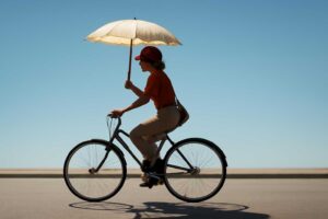 自転車で日傘は危ない？法律で禁止されているのか徹底解説